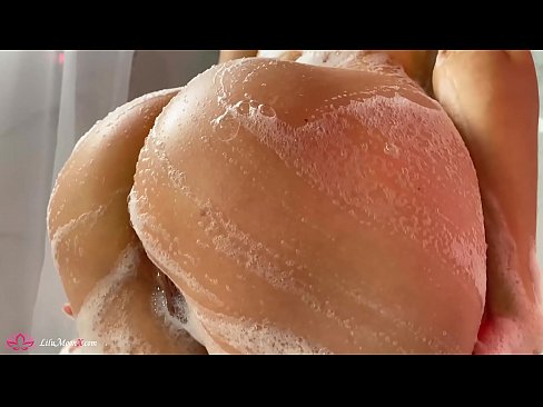 ❤️ Brineta masturbira macu vibratorom do intenzivnog orgazma pod tušem ❤️❌ Domaći porno kod nas